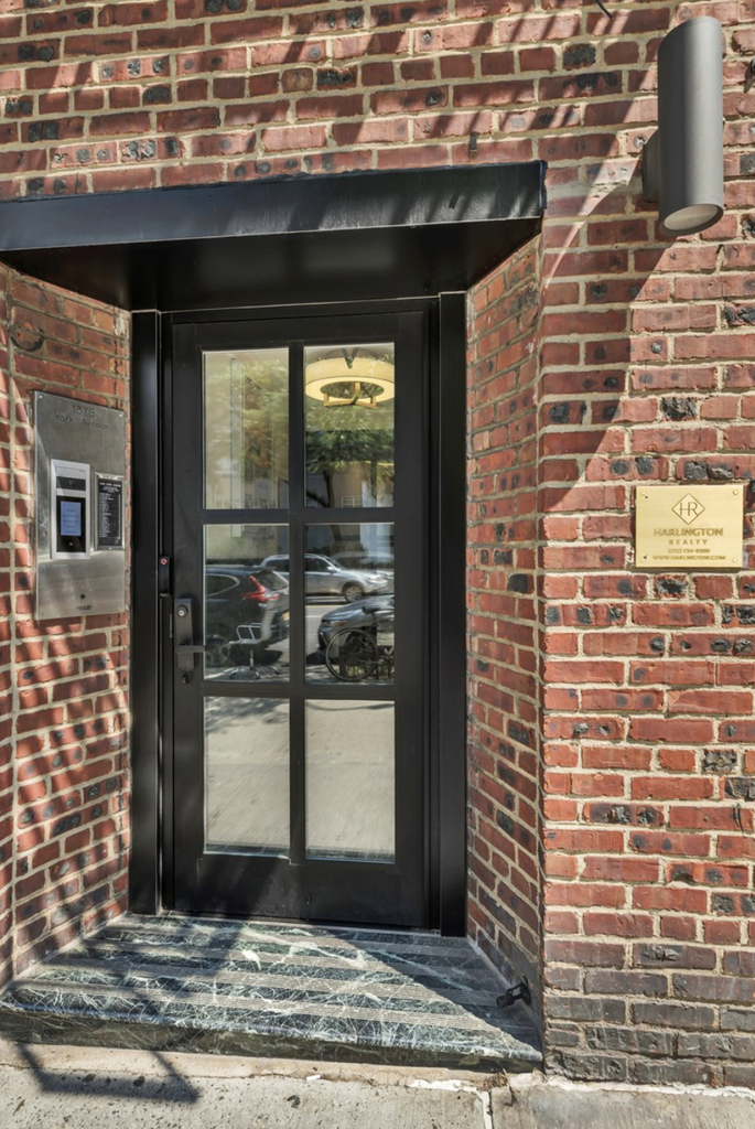 York Ave. & 73rd St. - Photo 5