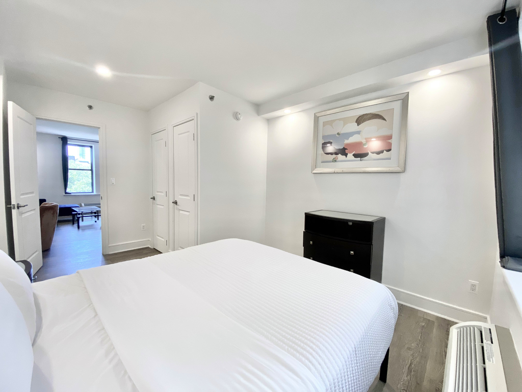 West 81st Street - Photo 7