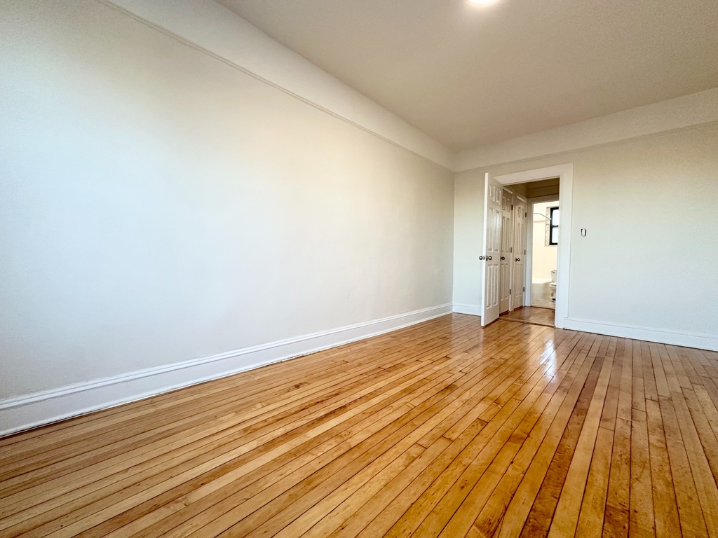 1544 Gillespie Avenue - Photo 1