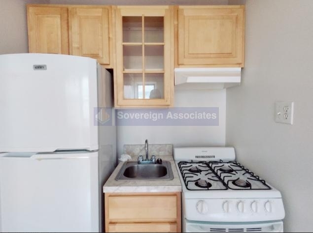 936 West End Avenue - Photo 3