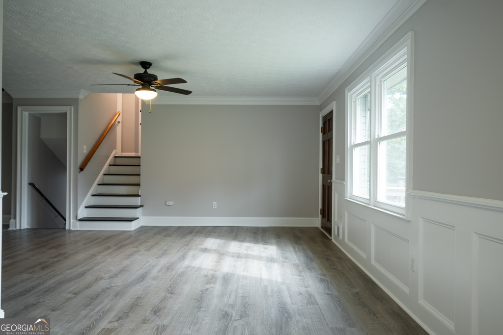 1030 Carriage Hill Road - Photo 12