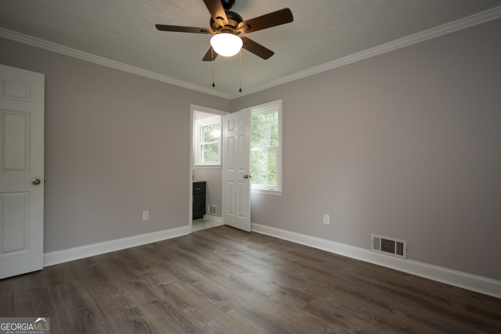 1030 Carriage Hill Road - Photo 24
