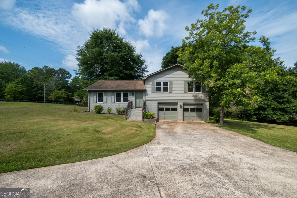 1030 Carriage Hill Road - Photo 1
