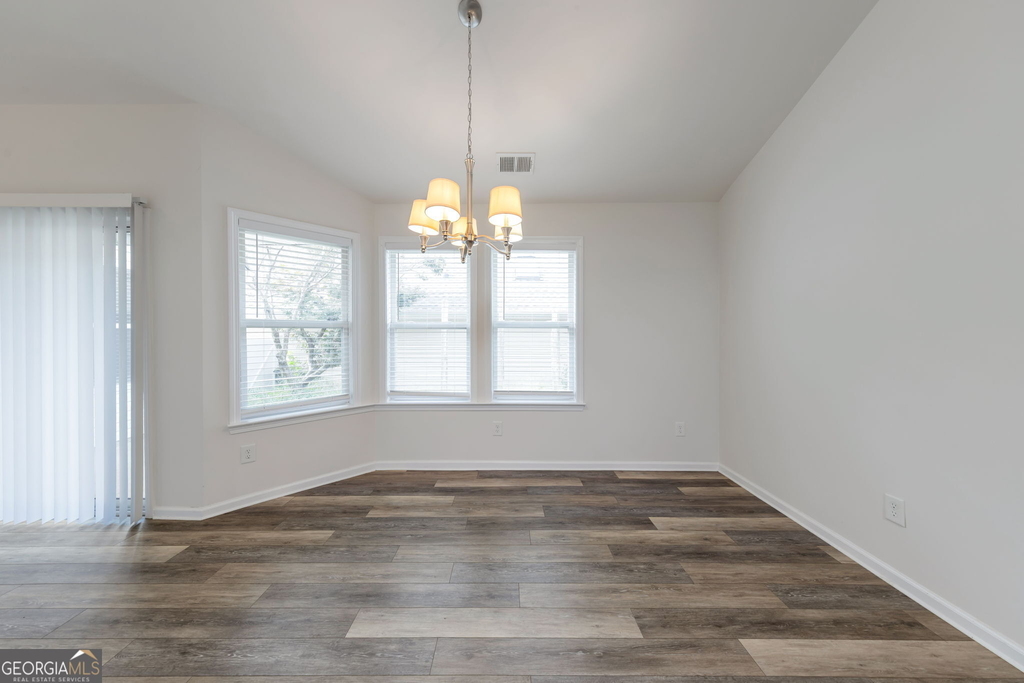 196 Highland Falls Drive - Photo 4