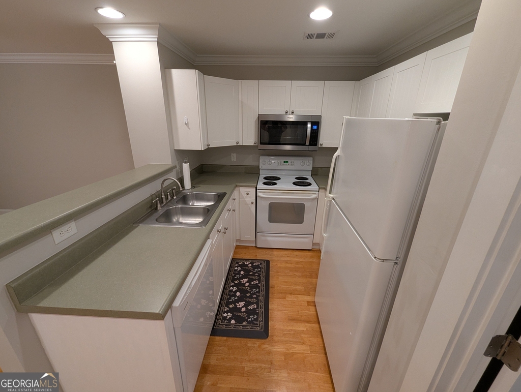 490 Barnett Shoals Road - Photo 3
