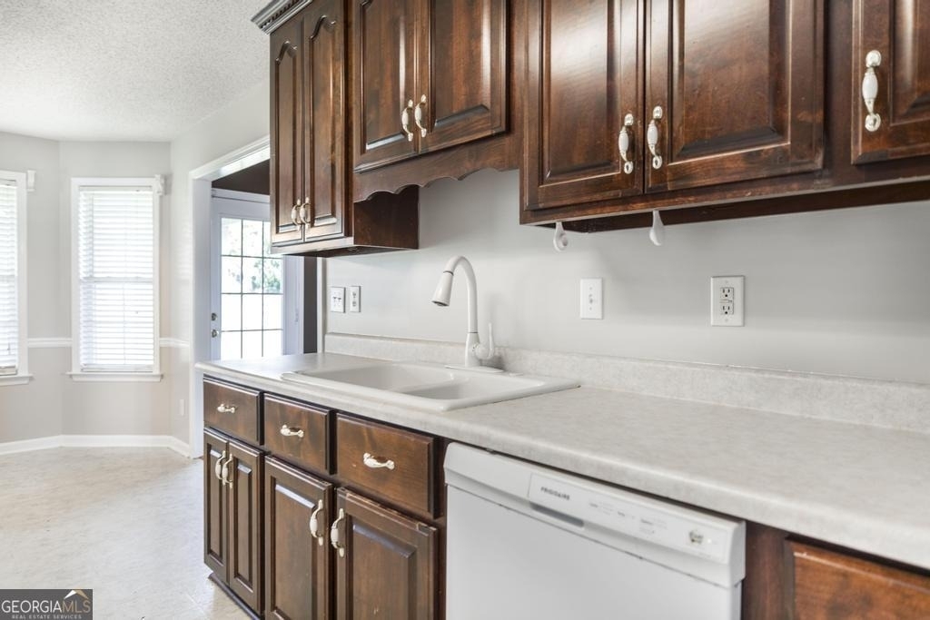 105 Millstone Way - Photo 13
