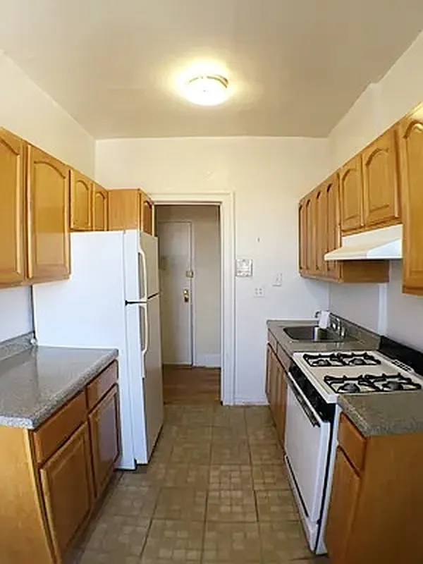 1375 Ocean Avenue - Photo 2
