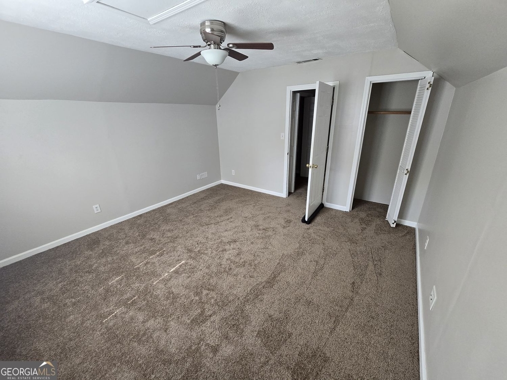 724 Jamie Way Ne - Photo 14