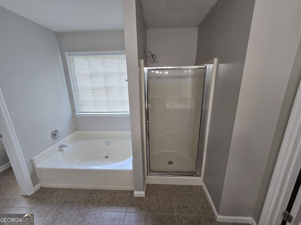 724 Jamie Way Ne - Photo 10