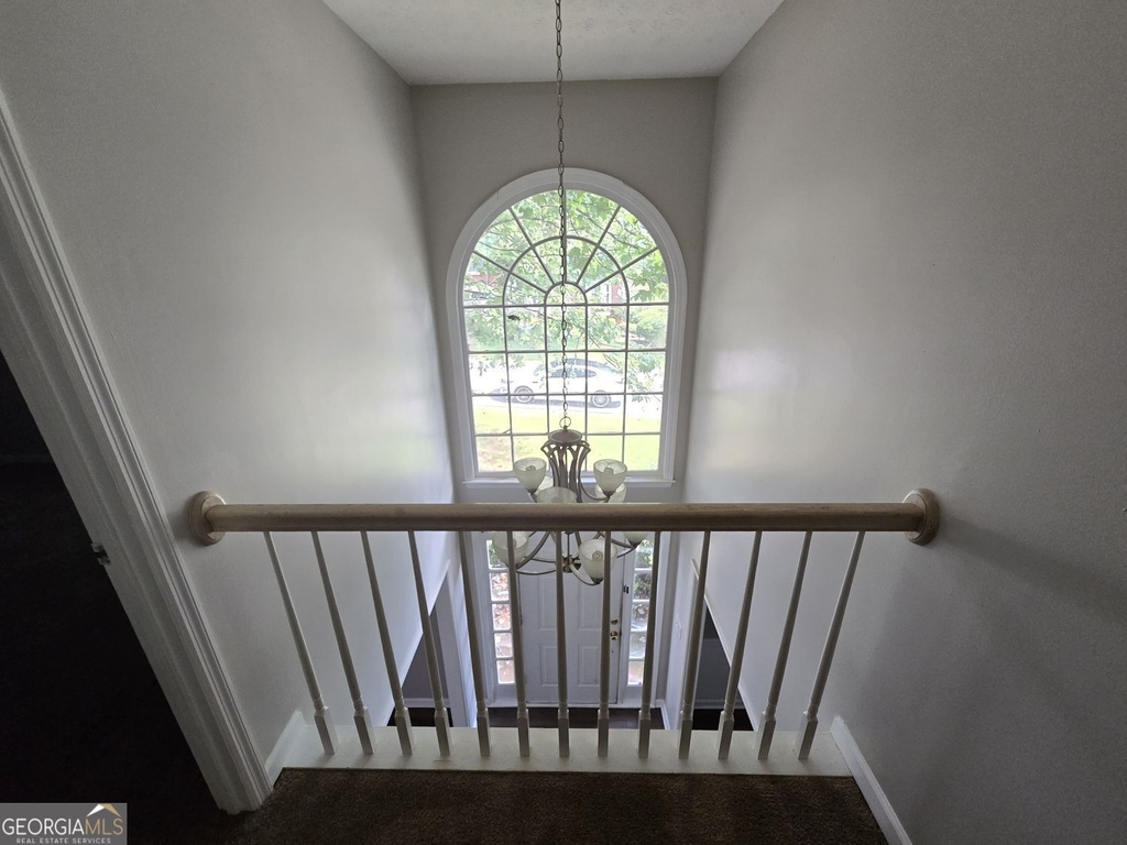 724 Jamie Way Ne - Photo 7