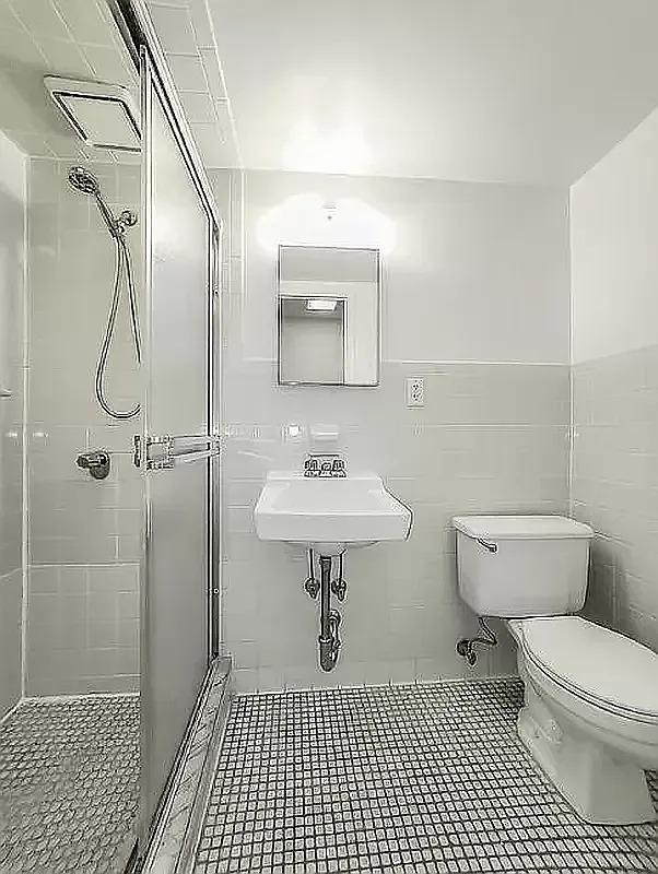 208 West 82nd Street - Photo 4