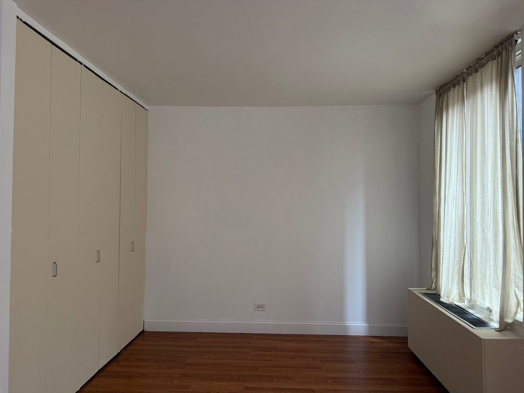 145 East 48th Street - Photo 2