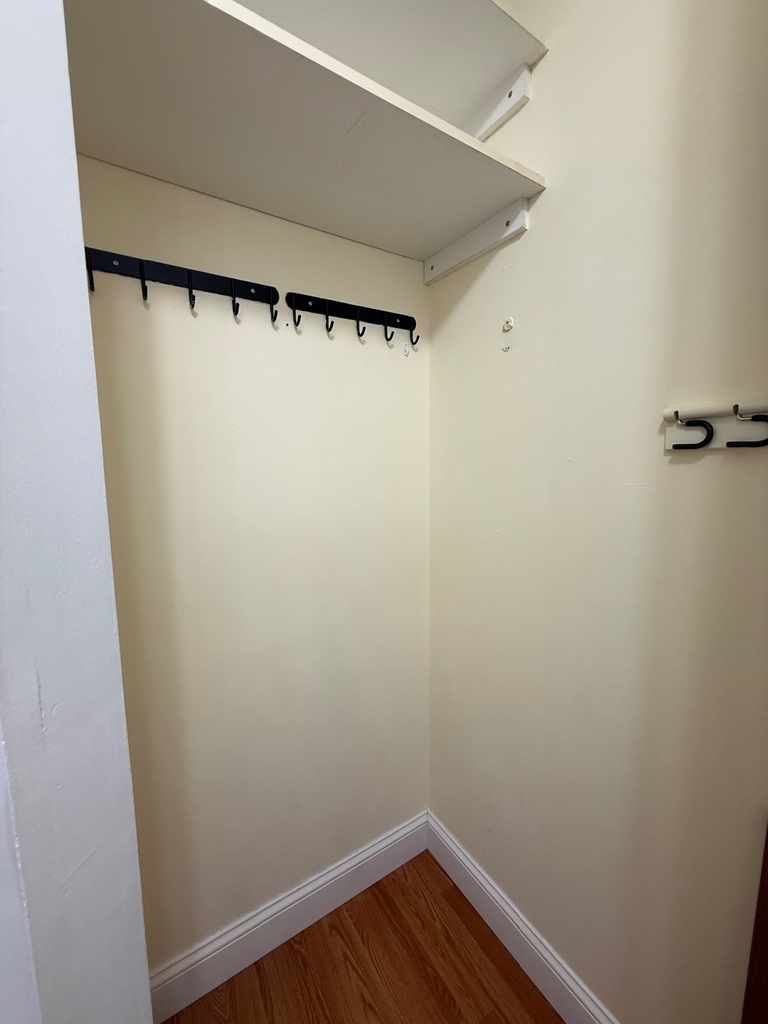 145 East 48th Street - Photo 8