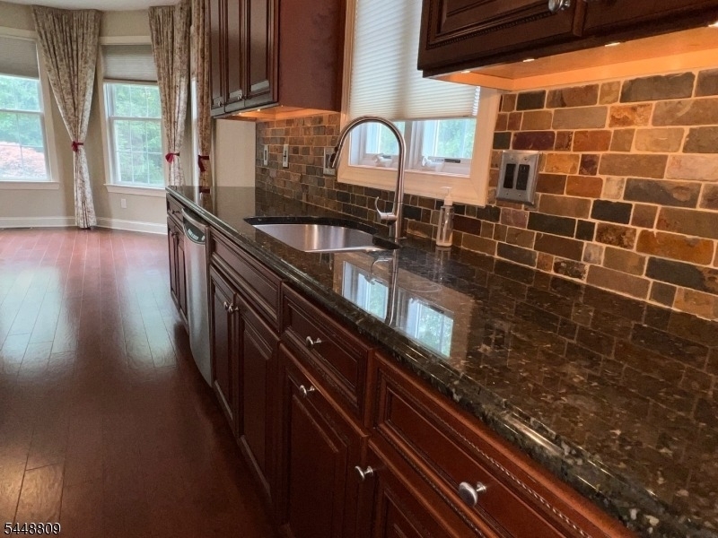 72 Patriots Way - Photo 6