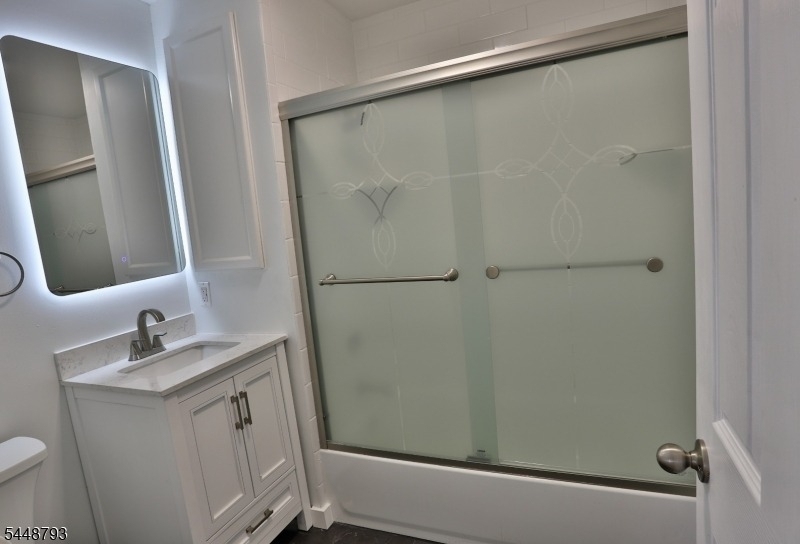 55 Beaver Ave Apt 1 - Photo 11