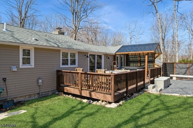 100 Poplar Ln - Photo 8