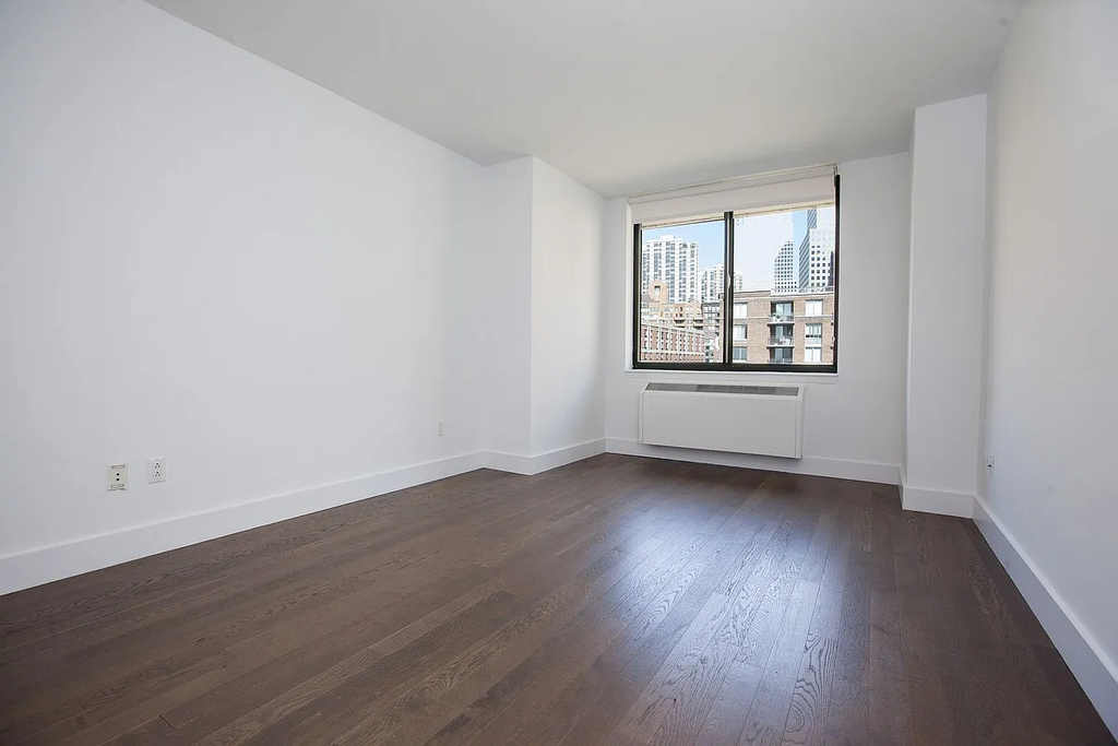 70 Battery Place - Photo 3