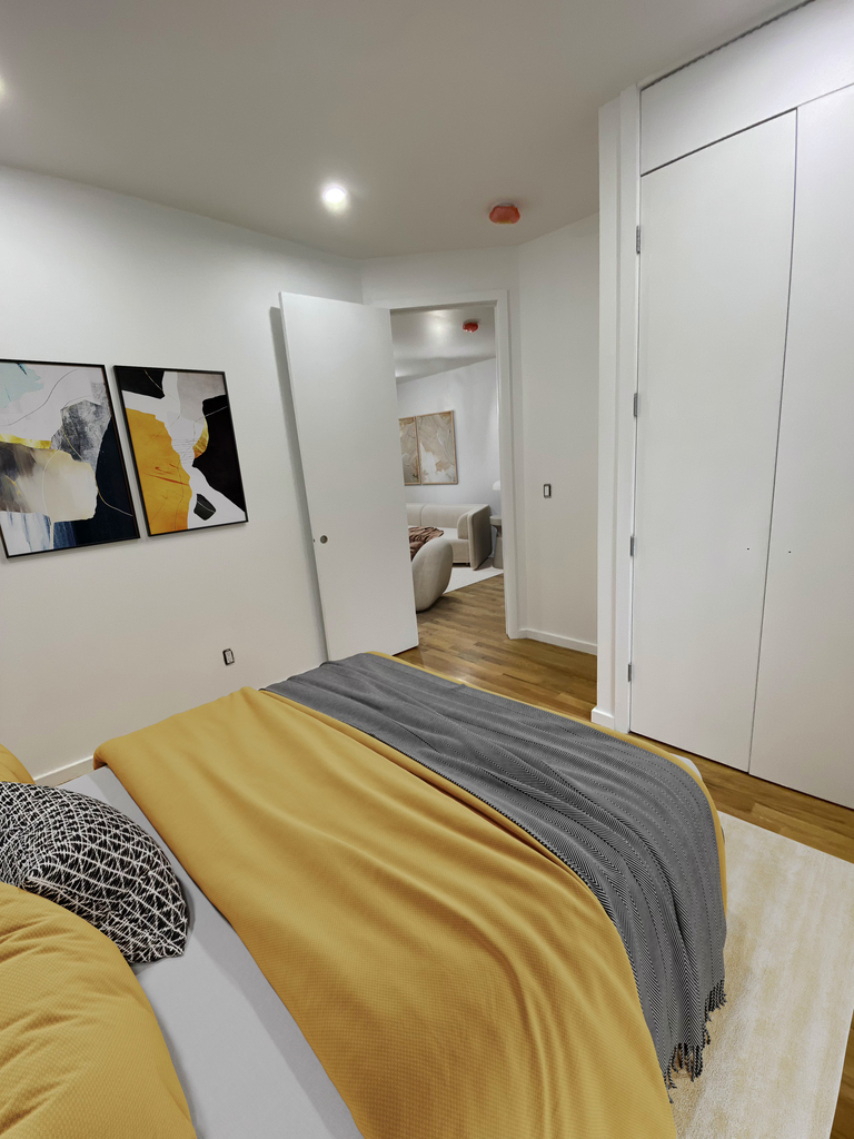 1721 East 8th Street - Photo 6
