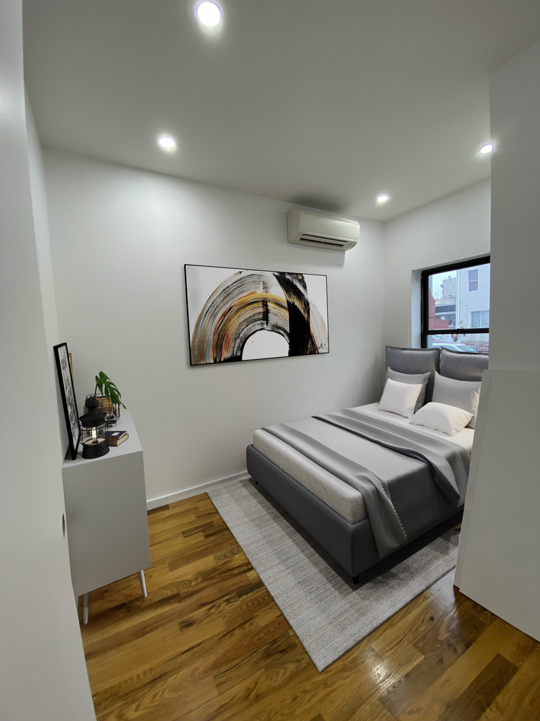 1721 East 8th Street - Photo 5