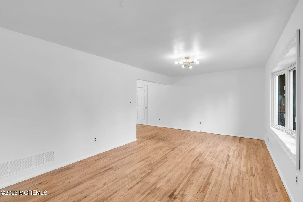 809 Commonwealth Boulevard - Photo 8