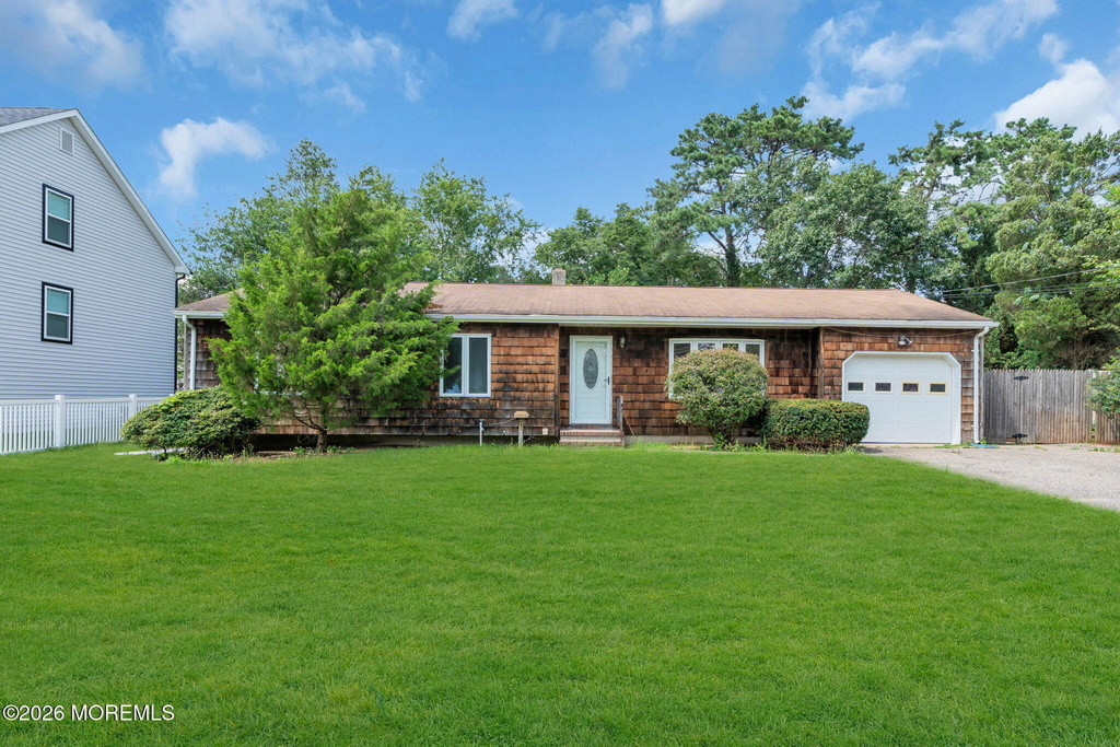 809 Commonwealth Boulevard - Photo 0