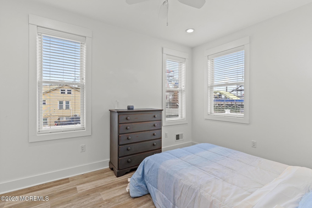 53 Sheridan Avenue - Photo 26