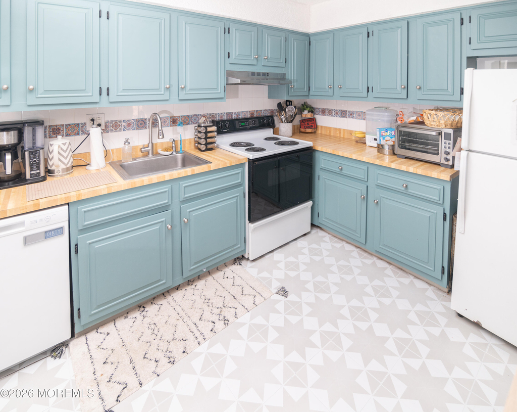 48 Northrup Drive - Photo 5