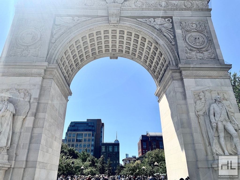 Fifth Avenue - Photo 4