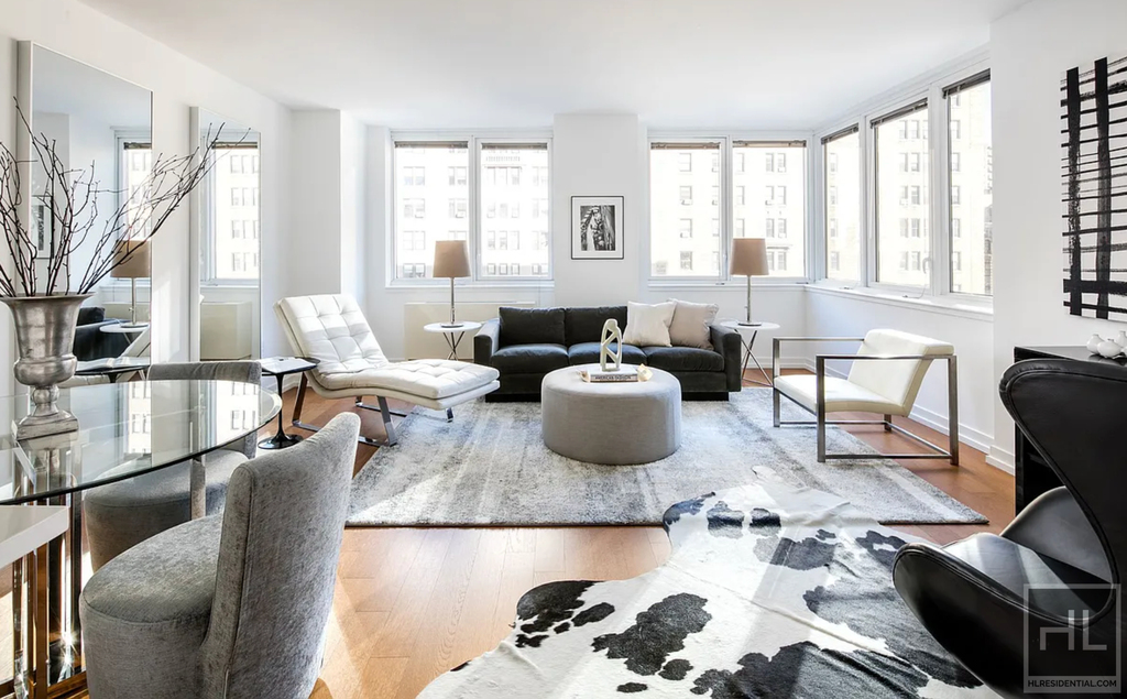 West 93rd Street - Photo 3