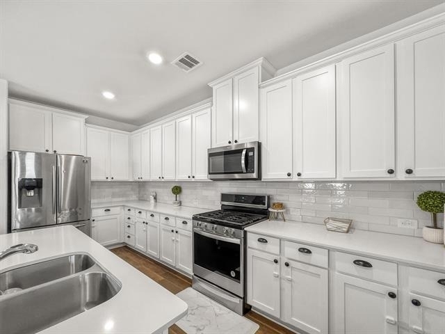 10415 Lone Star Way - Photo 6
