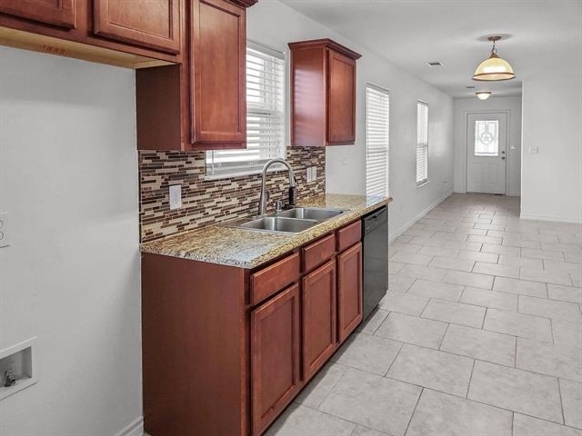 821 E College Avenue - Photo 8