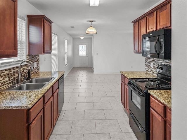 821 E College Avenue - Photo 9
