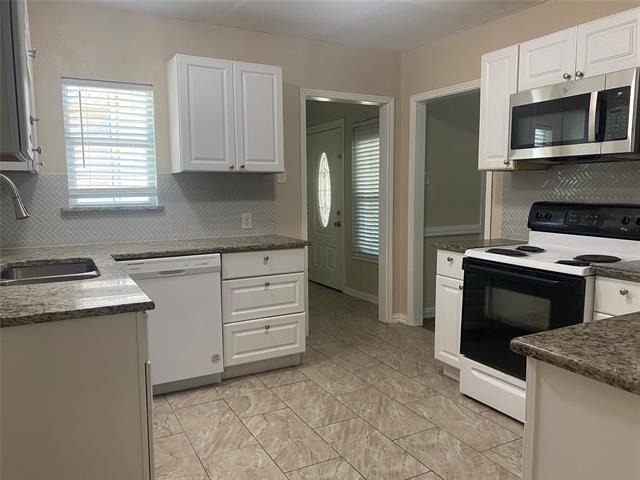 212 Washington Street - Photo 9
