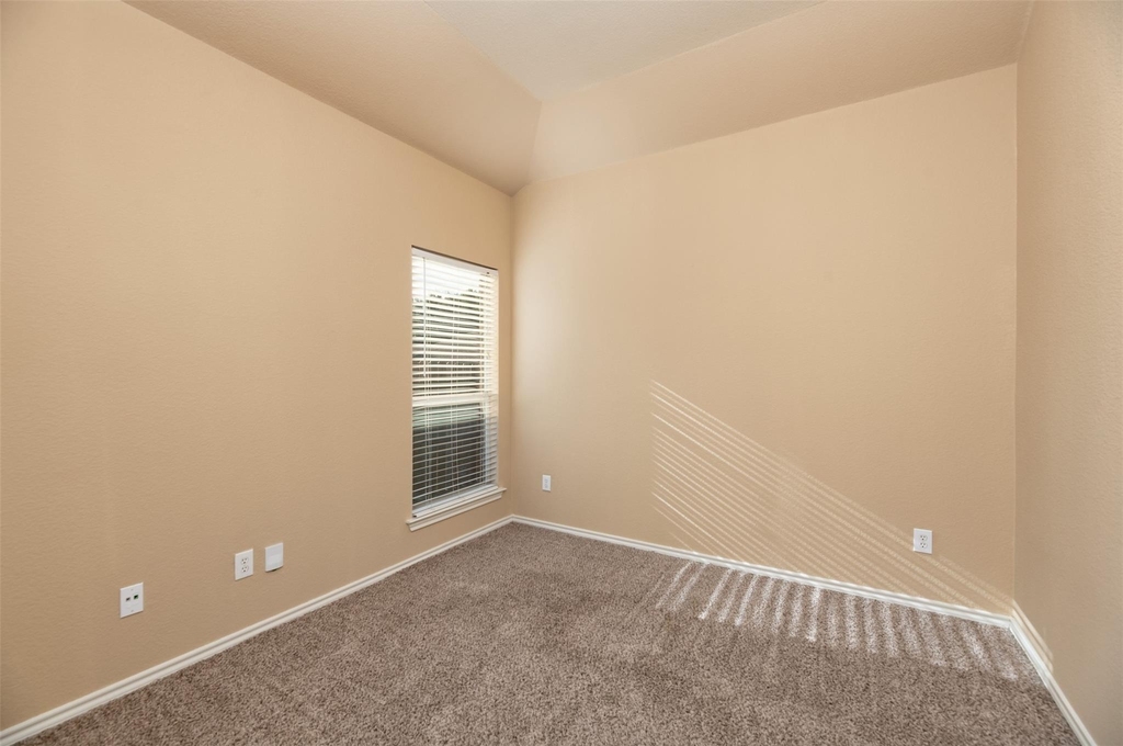 1405 Piedmont Drive - Photo 15
