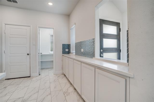 229 Town Park Avenue - Photo 7