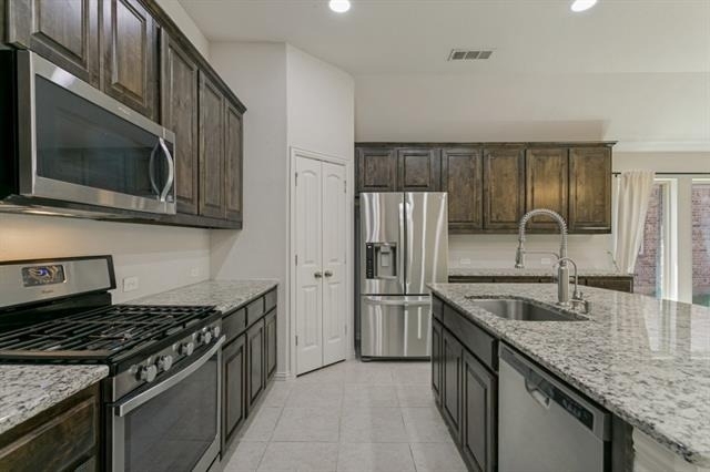 531 Catherine Lane - Photo 3