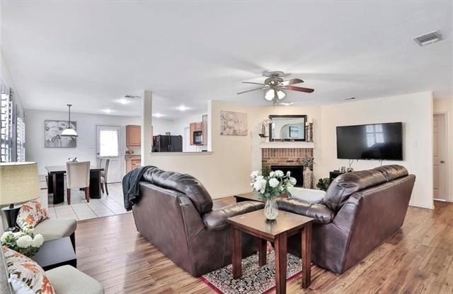 10040 Daly Drive - Photo 3