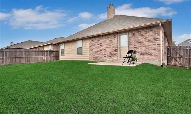 10040 Daly Drive - Photo 11