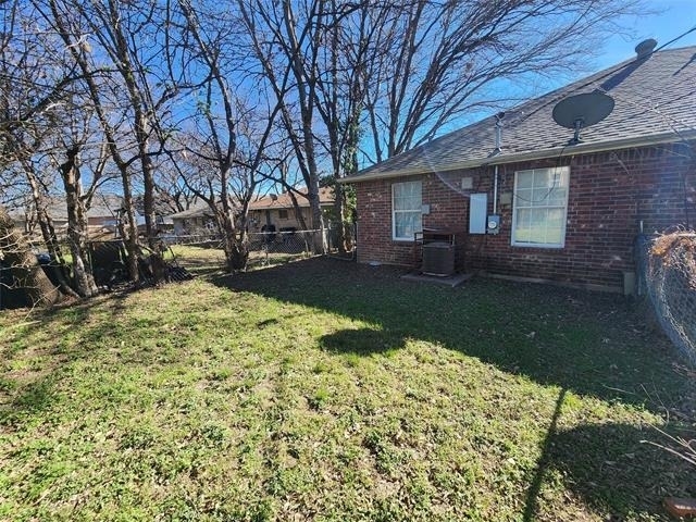 939 Baker Street - Photo 16