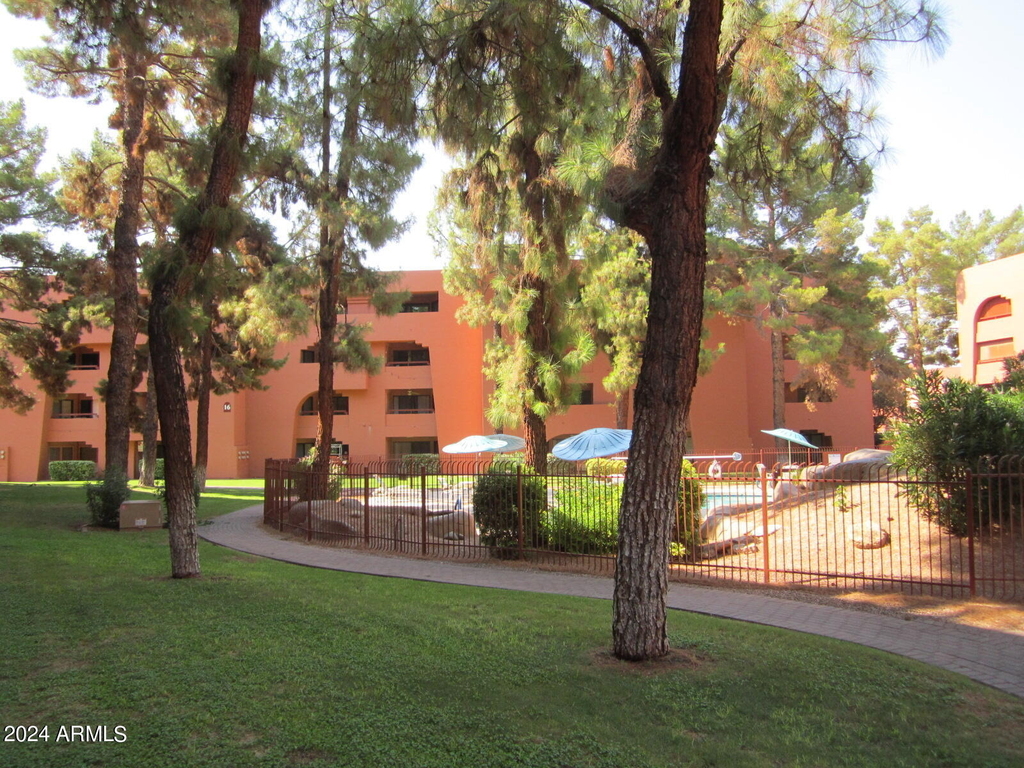 12222 N Paradise Village Parkway S - Photo 21