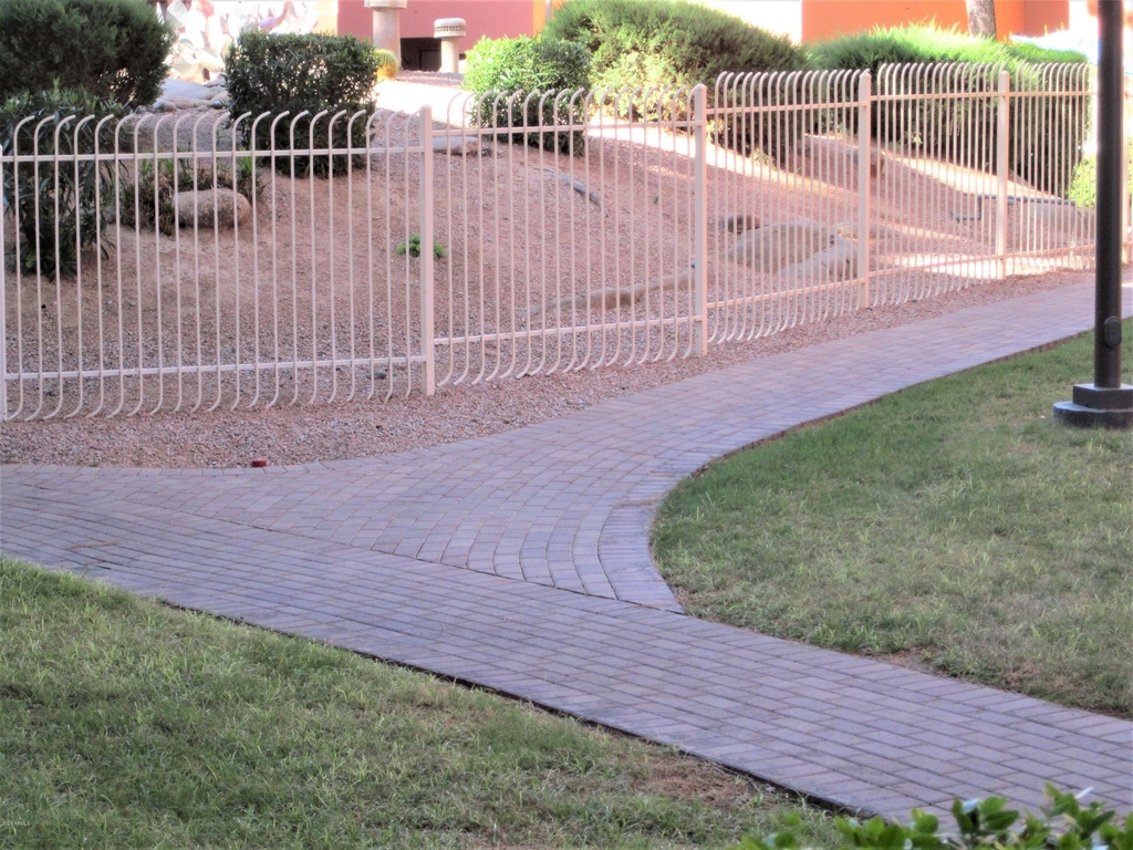 12222 N Paradise Village Parkway S - Photo 23