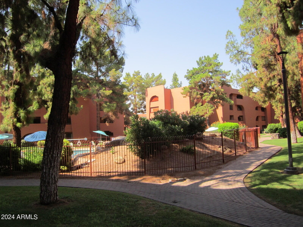 12222 N Paradise Village Parkway S - Photo 22