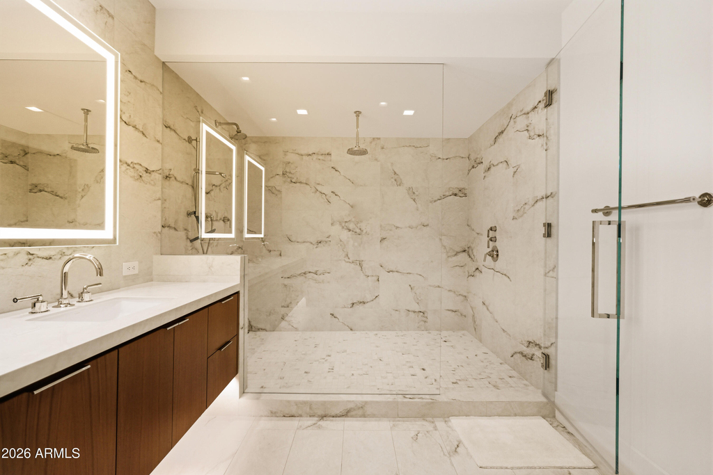 6587 N Palmeraie Boulevard - Photo 18