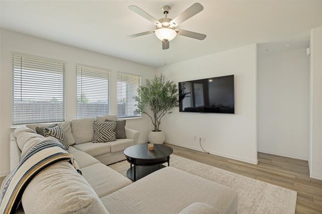 328 Ardsley Lane - Photo 5