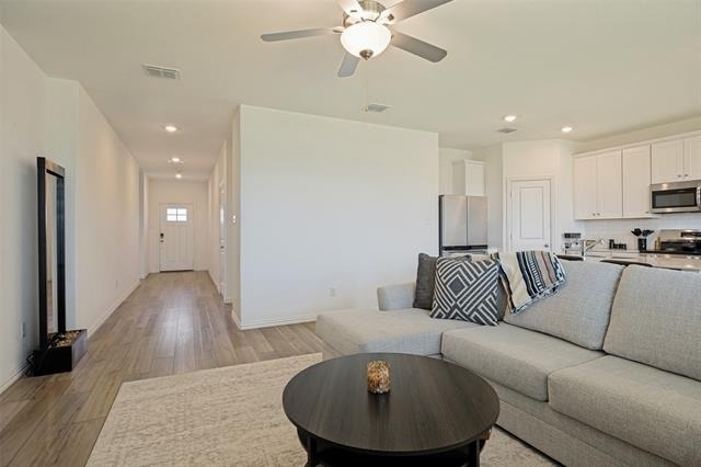 328 Ardsley Lane - Photo 2