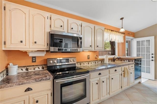 1003 Ashby Drive - Photo 13