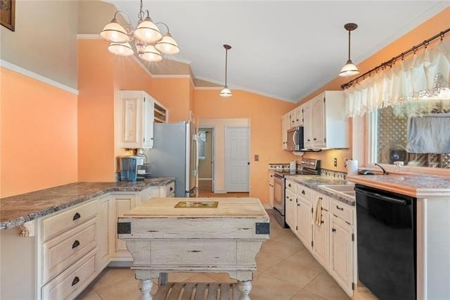 1003 Ashby Drive - Photo 11