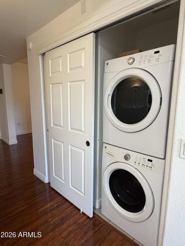 920 E Devonshire Avenue - Photo 7