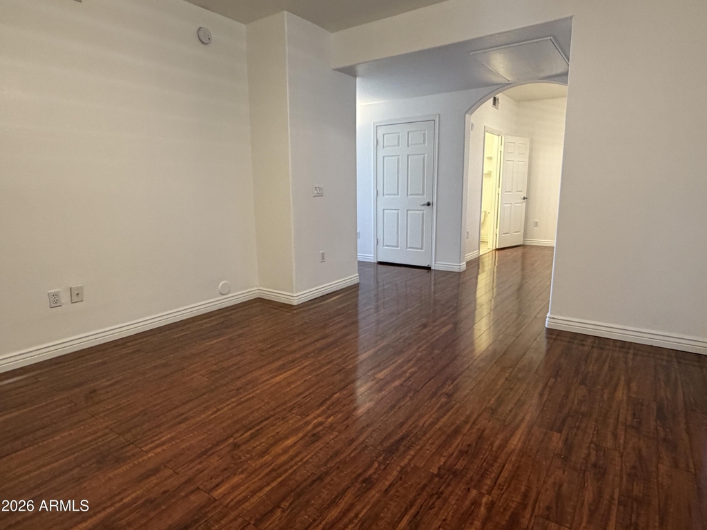 920 E Devonshire Avenue - Photo 1