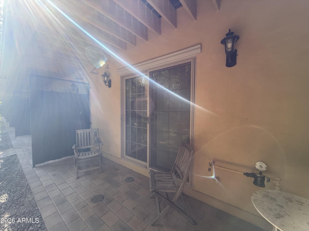 421 W 6th Street - Photo 24